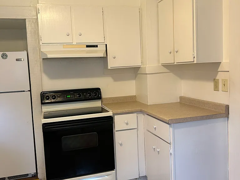 147 Shirley St #1 — Photo 5