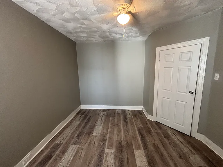 302 E Albanus St — Photo 12