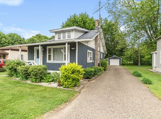 1016 S Constantine St, Three Rivers, MI 49093