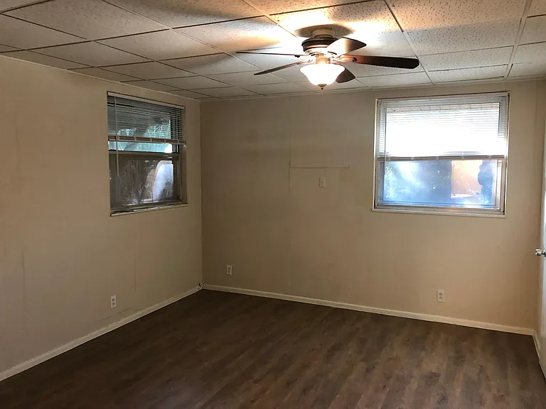 4431 Somerville Ave — Photo 13