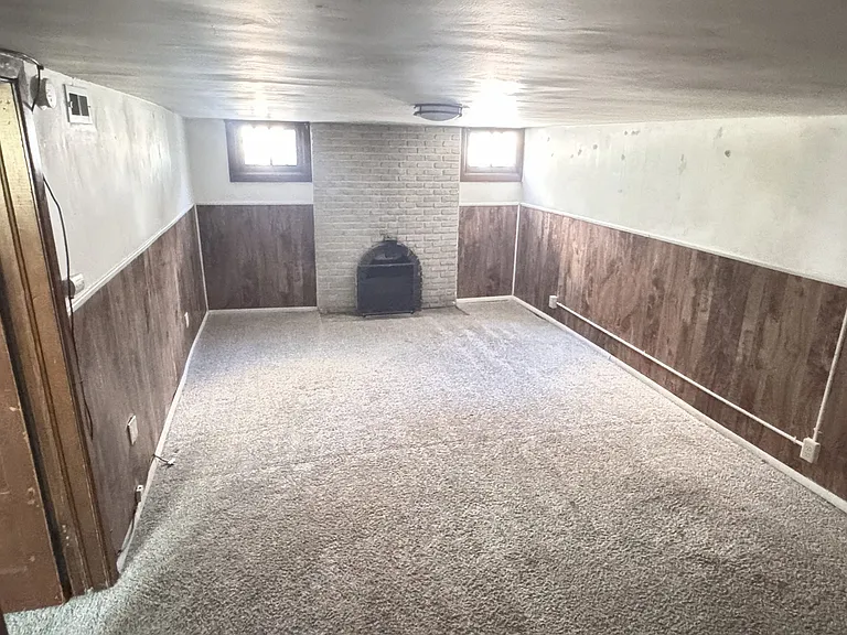 265 E Herbert Ave — Photo 9