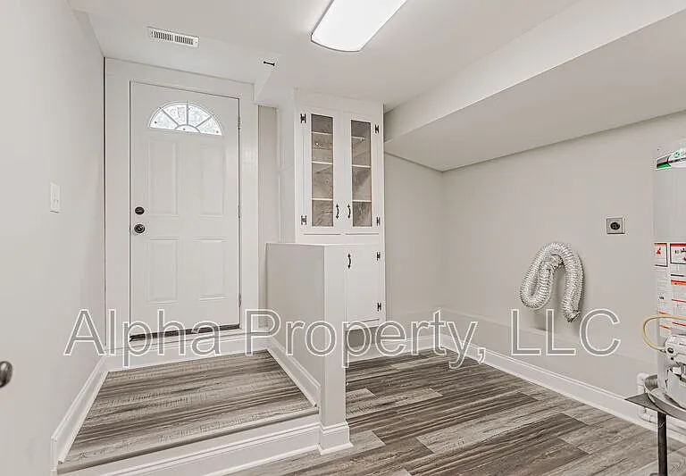 9 Highlawn Ave — Photo 13