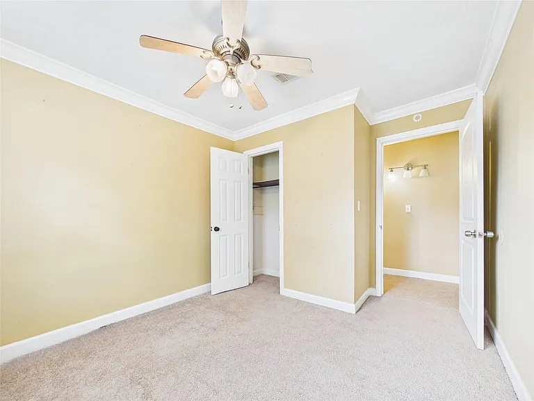 1213 W Sidnor St — Photo 23