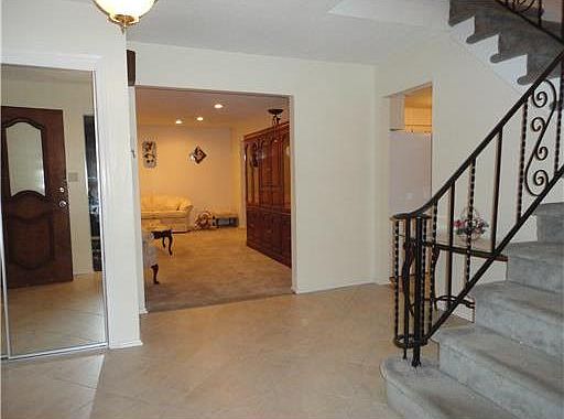 4th image of 98 Hidden Lake Dr