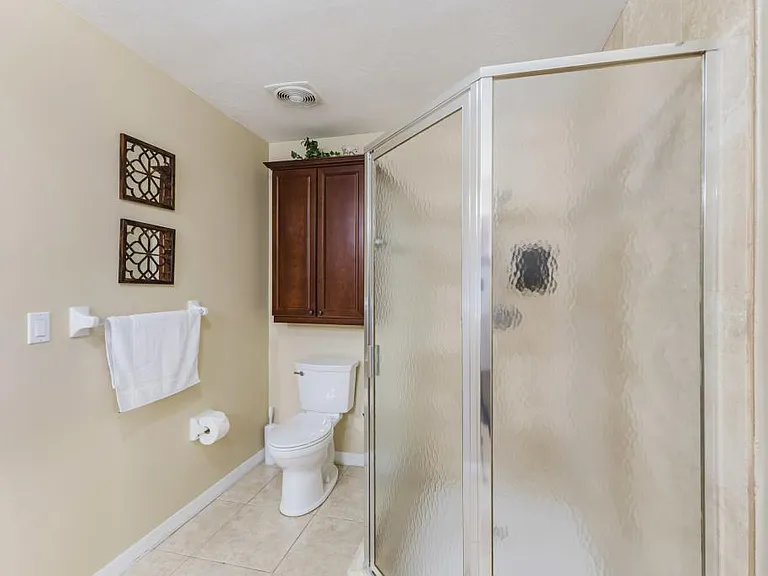 2310 SW 53rd St — Photo 26