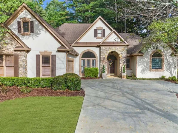 4020 Bridle Ridge Dr, Suwanee, GA 30024