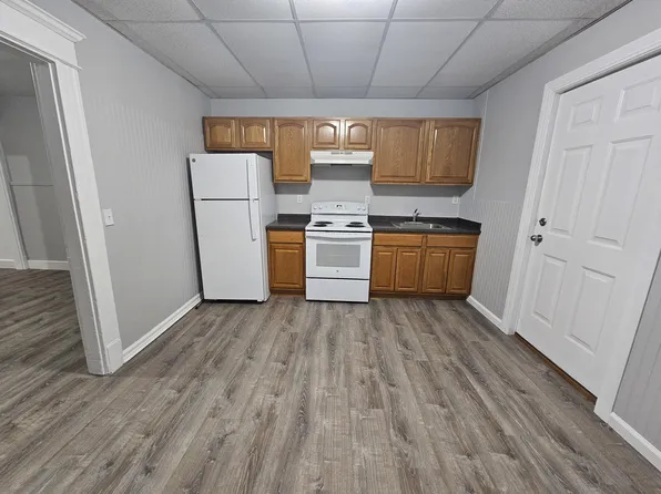 32 Hill St #4, Waterbury, CT 06704