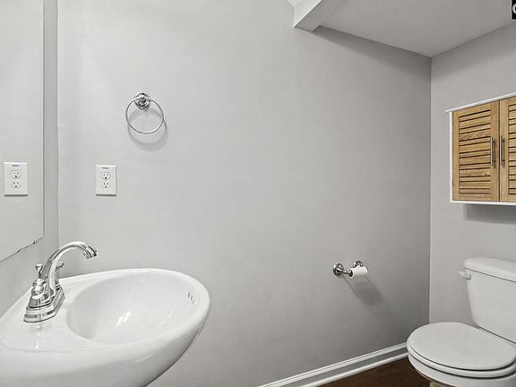 4th image of 213 Allans Mill Dr