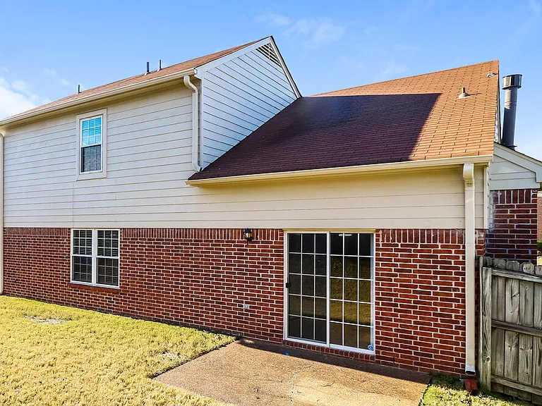 1024 Scofield Dr — Photo 16