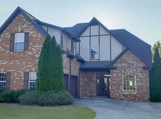 8697 Highlands Dr, Trussville, AL 35173