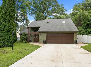 8813 Middleboro Pl, New Haven, IN 46774