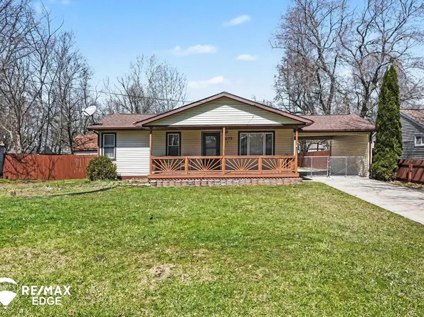 6175 Crabtree Ln, Burton, MI 48519