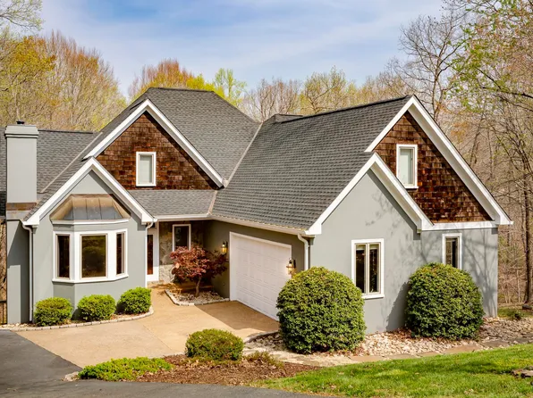 3312 Lockport Pl, Keswick, VA 22947