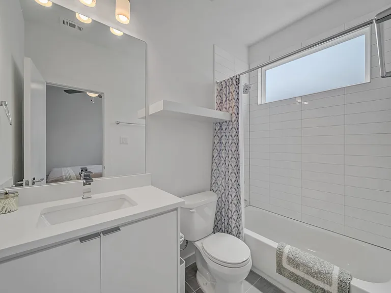 1510 N Washington Ave #102 — Photo 20