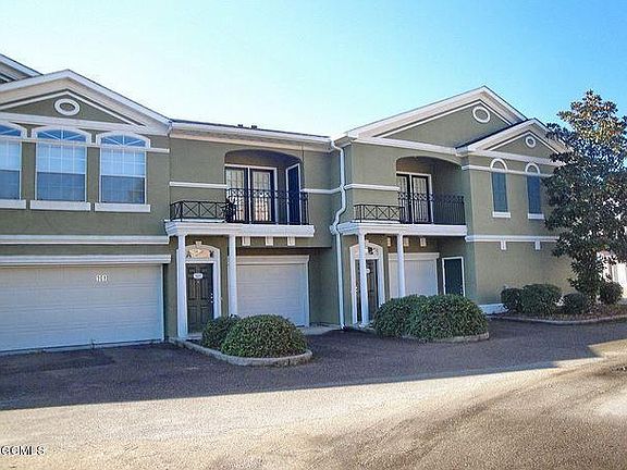 3rd image of 2252 Beach Dr