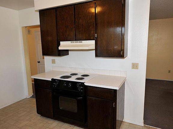 5th image of 2201 N Spokane St #3