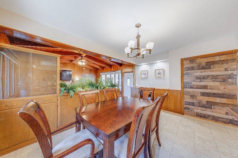 Dinning room-1_01182023