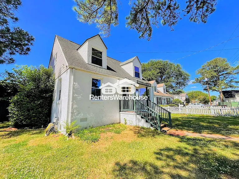 2211 North St — Photo 3