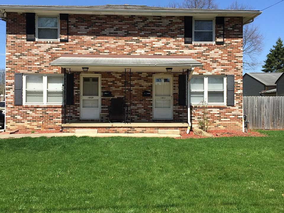 Front, 1911 is on the right side.