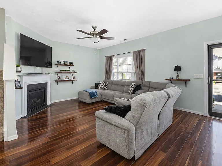 10563 Stoneacre Ct — Photo 3