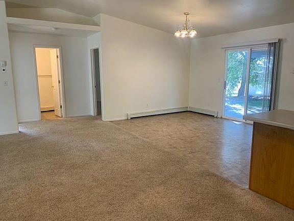 4th image of 601 Bear Valley Ct