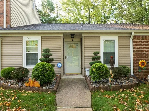 366 Minstrel Ct, Old Bridge, NJ 08857