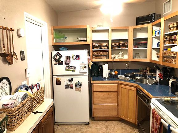 4th image of 1889 Cedarwood Dr