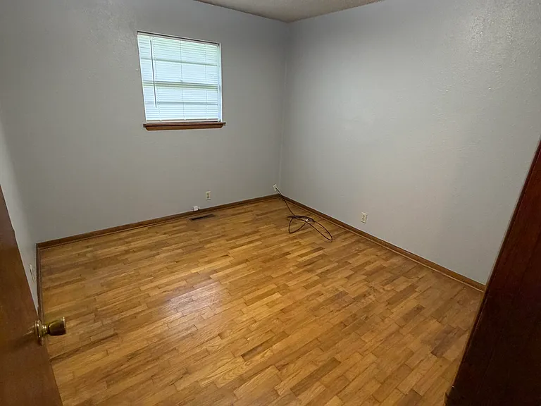 4410 E 26th St #1 — Photo 23