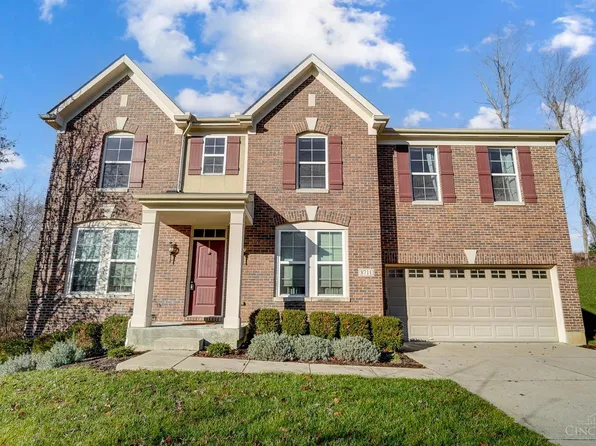8711 Quietwood Ln, Miami Township, OH 45002