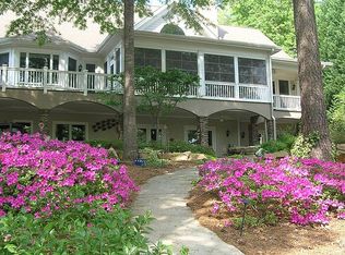 132 Barrington Hall Dr, Eatonton, GA