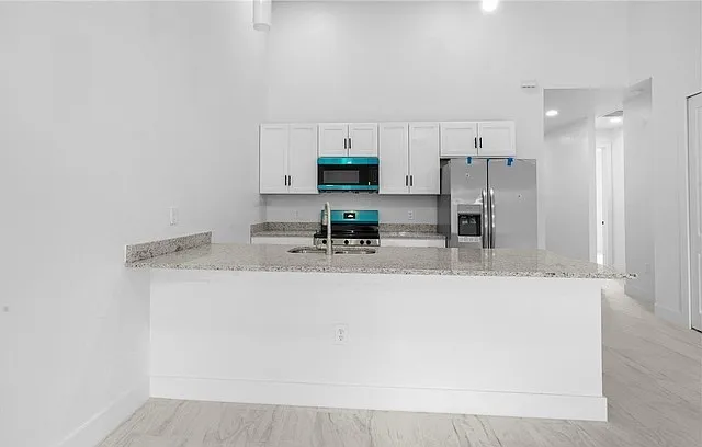 937 Jaguar Blvd — Photo 2