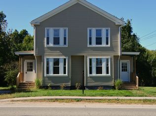 82 Main St, Plaistow, NH 03865