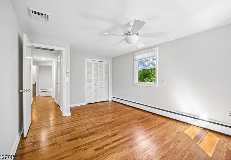 32 Center St — Photo 18