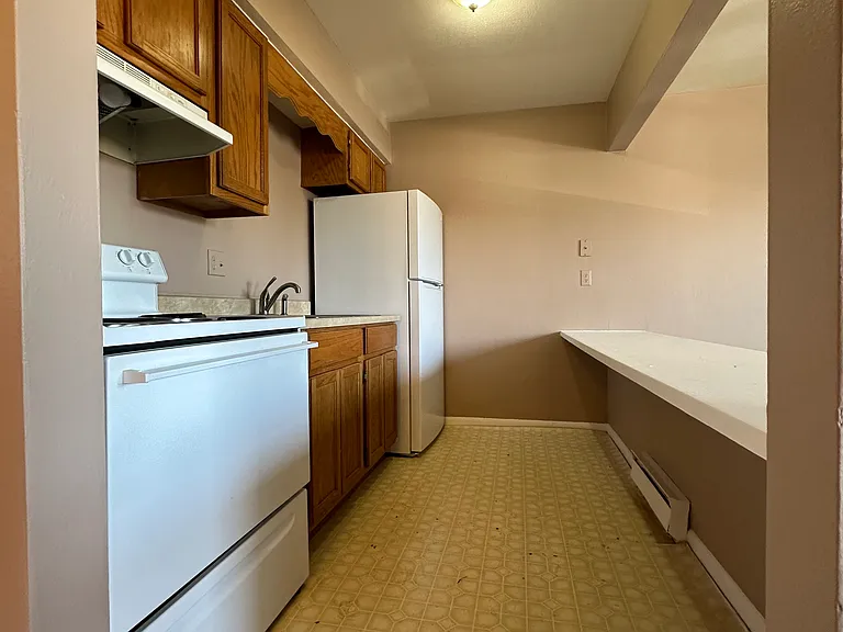 2704 Pine St #2 — Photo 7