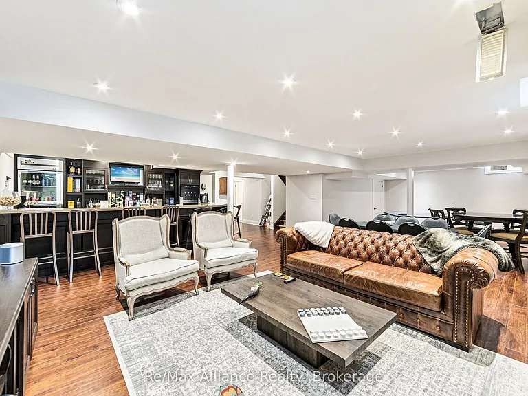 2404 Rideau Dr — Photo 33