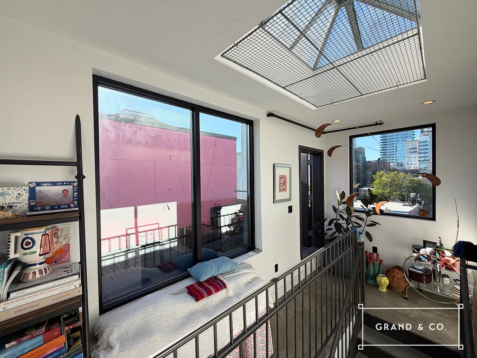 149 Wythe Avenue — Photo 2