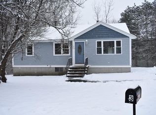 3 Fox Rd, Woburn, MA 01801