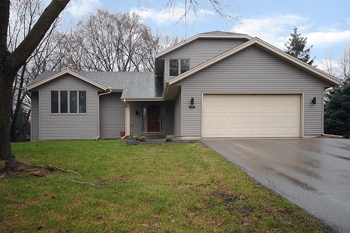 1st image of 10017 Chowen Ave S