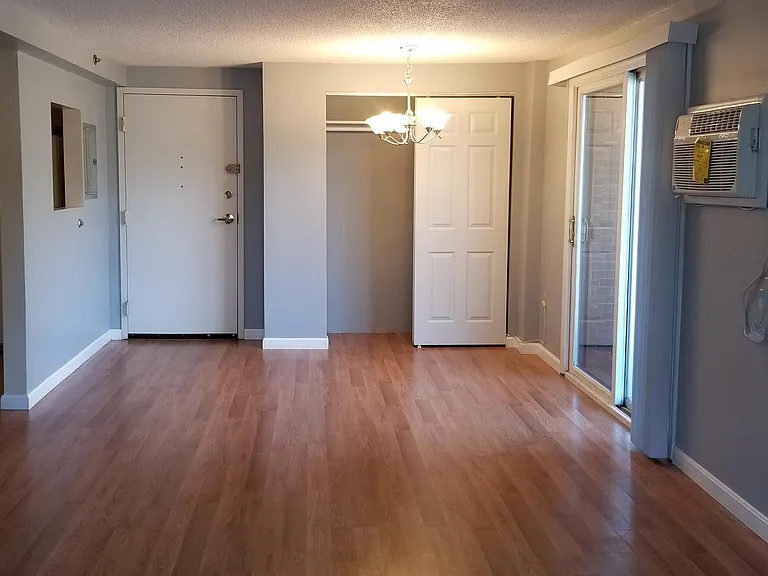 688 Boston Post Rd E #223 — Photo 3