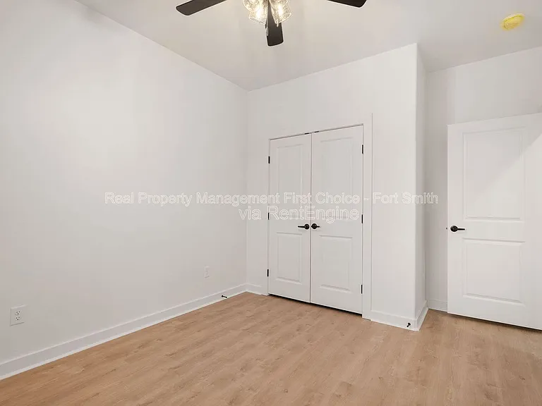8826 Cantera Dr #B — Photo 9