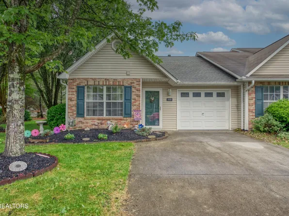 1723 Wood Song Ln, Knoxville, TN 37914
