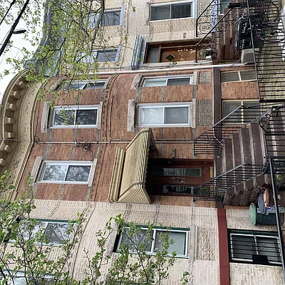 Rented by Evergreen Realty & Investments | media 20