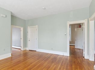 147 Vernon St #A, Worcester, MA 01610