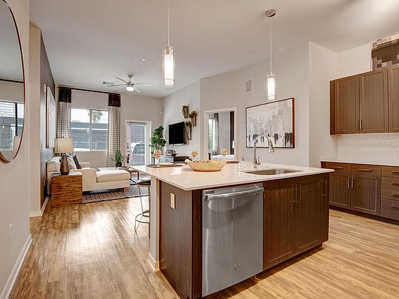 4th image of 4001 N Central Ave APT 345