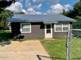 1552 Reddix St, Jackson, MS 39209