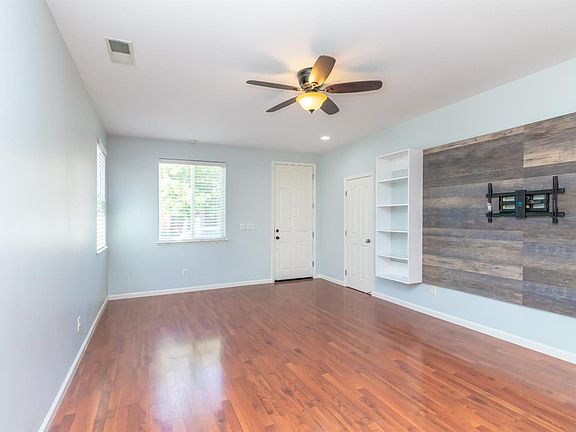 5th image of 5400 Shennecock Way