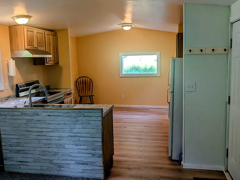 1086 Twin Ponds Rd — Photo 5