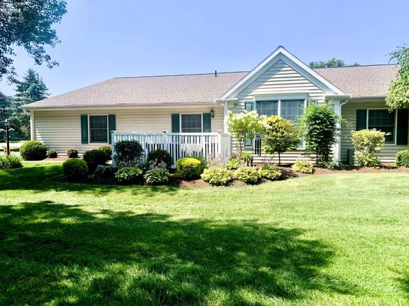 2 Deer Track Trl Unit B, Norwalk, OH 44857