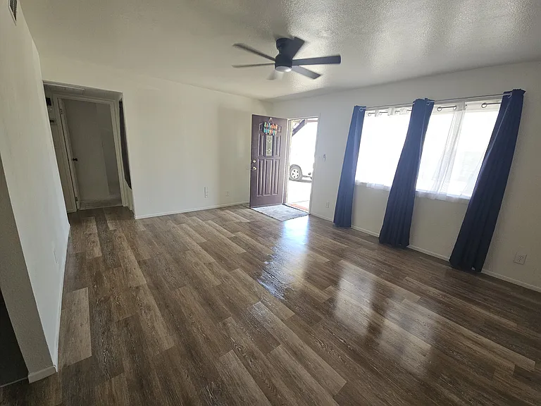5019 N 22nd Ave #6 — Photo 13