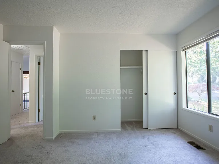 14715 SW Carlsbad Dr — Photo 14